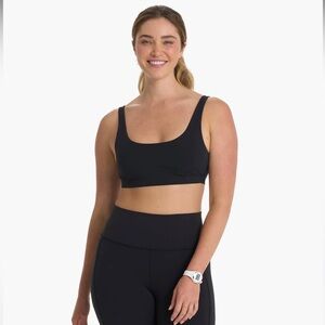 Vuori Daily Sports Bra